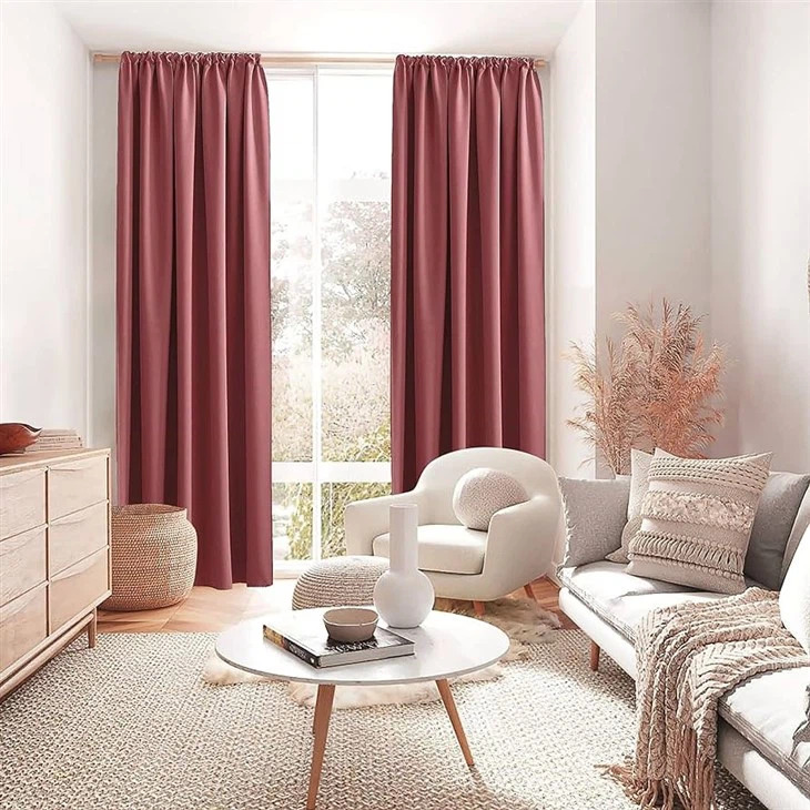 الستائر المطبوعة والمخصصة